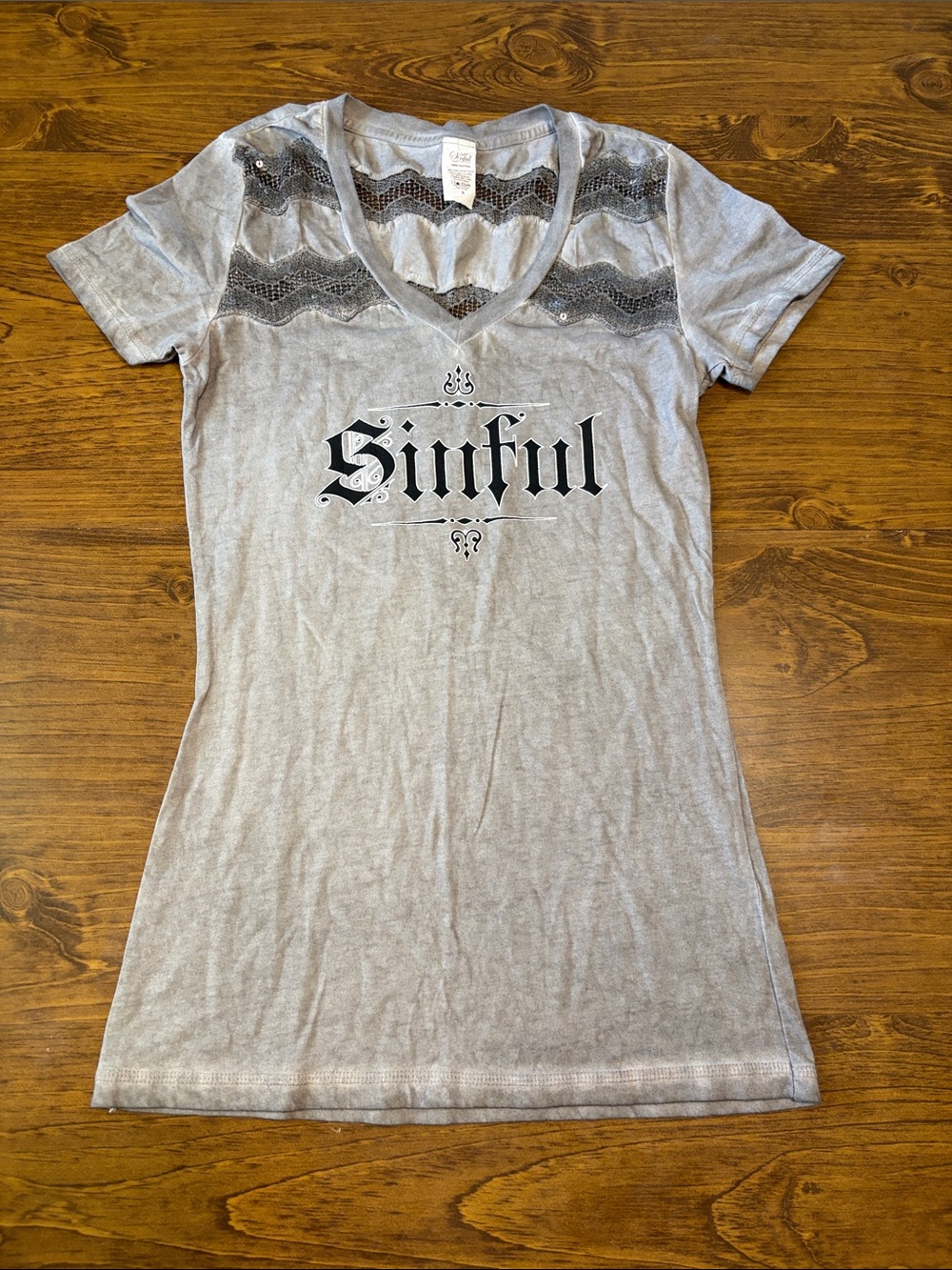 Sinful by Affliction Y2K Gray Lace Sequin Graphic Tee S
